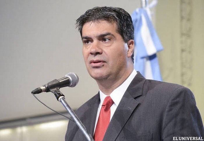Gobierno argentino baja el tono a las críticas a la marcha por fiscal