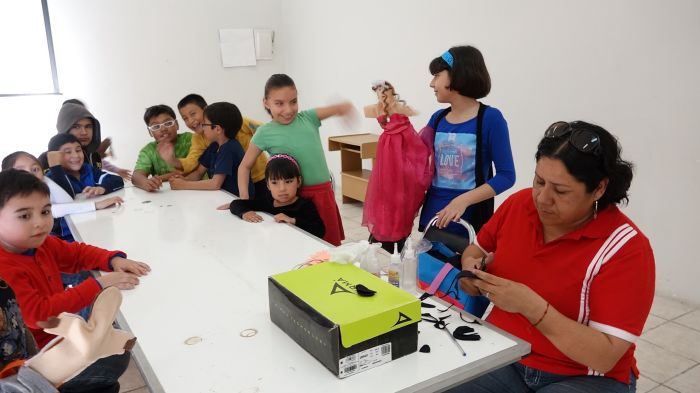 Sabinas: Con éxito se llevó acabo el taller de elaboración de Títeres