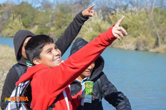 Acuña: Realiza ecología recorrido educativo ambiental en arroyo “Las Vacas”.