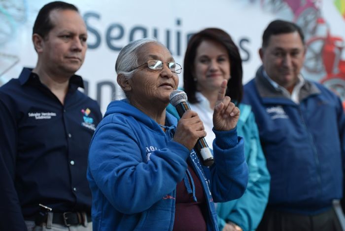 Saltillo: Reciben saltillenses aparatos ortopédicos