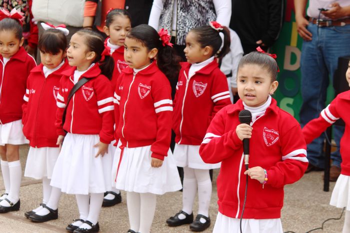 Gobierno Municipal de Sabinas resalta  y fomenta los valores cívicos  y patrióticos 