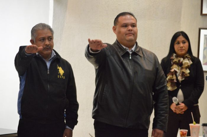 Acuña: Nombran en cabildo nuevo tesorero y contralor