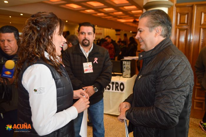 Realizan con éxito tercera feria del empleo en Acuña.