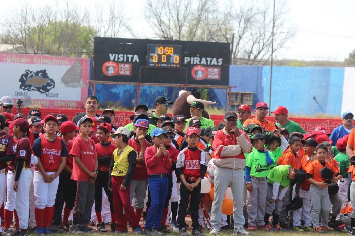 Sabinas: Regia inauguración en el Torneo de Béisbol Primavera 2015