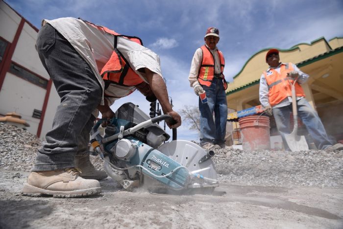 Saltillo: Trabajan para mejorar calle Acuña