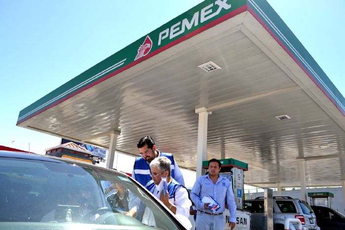 ¡Que se baje la gasolina en México!..PAN.