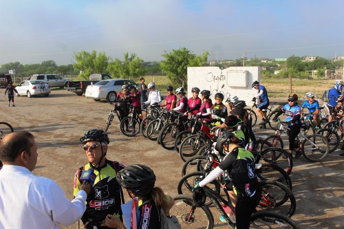 Sabinas: Pedalean Lobos con rumbo a la presa 