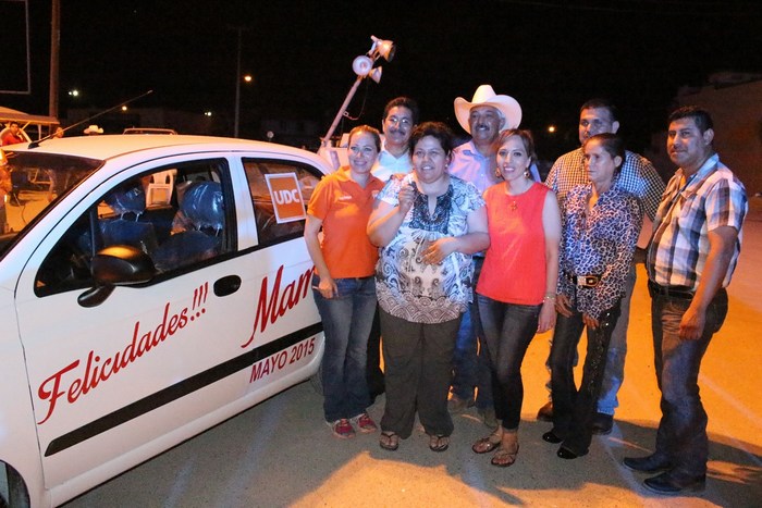 Sabinas en magno festejo del Día de las Madres.