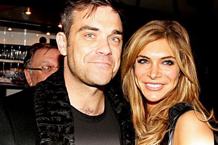 Demandan a Robbie Williams y a su esposa por acoso sexual