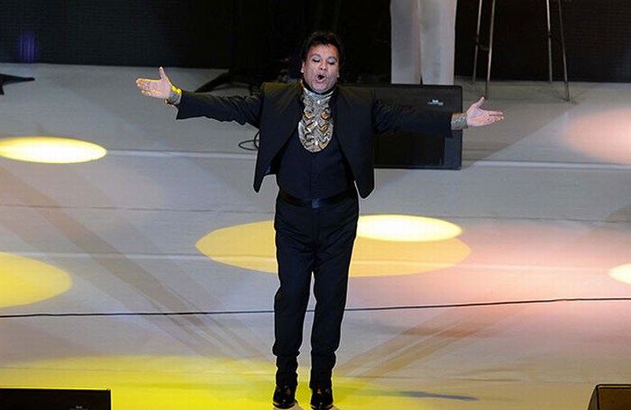 Disney produce “Hasta que te conocí”, serie biográfica de Juan Gabriel