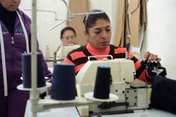 Saltillo: Ofrece Biblioparque Norte clases de bisutería, corte y confección