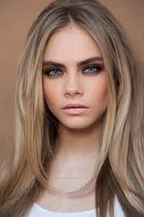 Modelo británica Cara Delevingne habla por primera vez de su bisexualidad