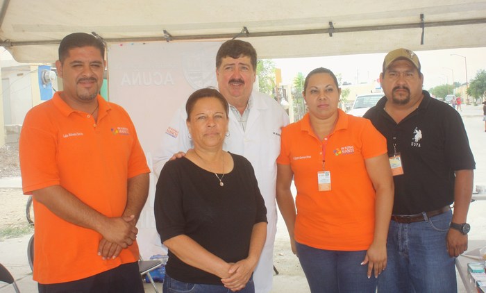 Acuña: lleva salud municipal brigada médica a col. “Santa Rosa”.