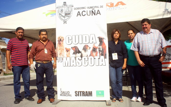Acuña: Continúa dirección de salud municipal con éxito la campaña: “cuida tu mascota”.