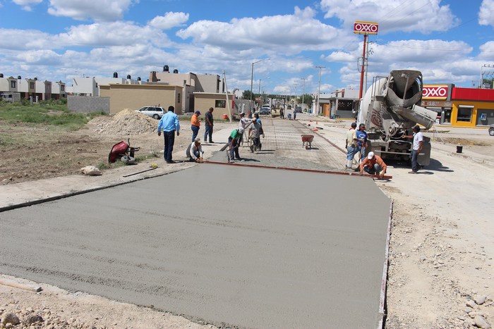 Sabinas: Vecinos avalan obra de pavimentación en la Sabinal 