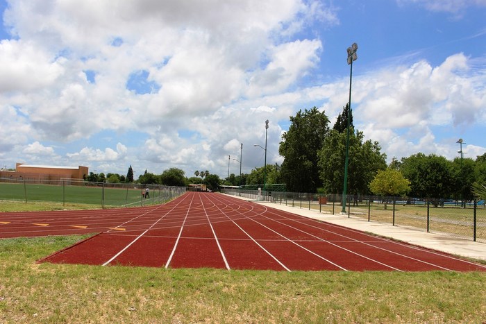 Sabinas: Ecología avanza con la limpieza de espacios públicos, deportivos, recreativos y educativos 