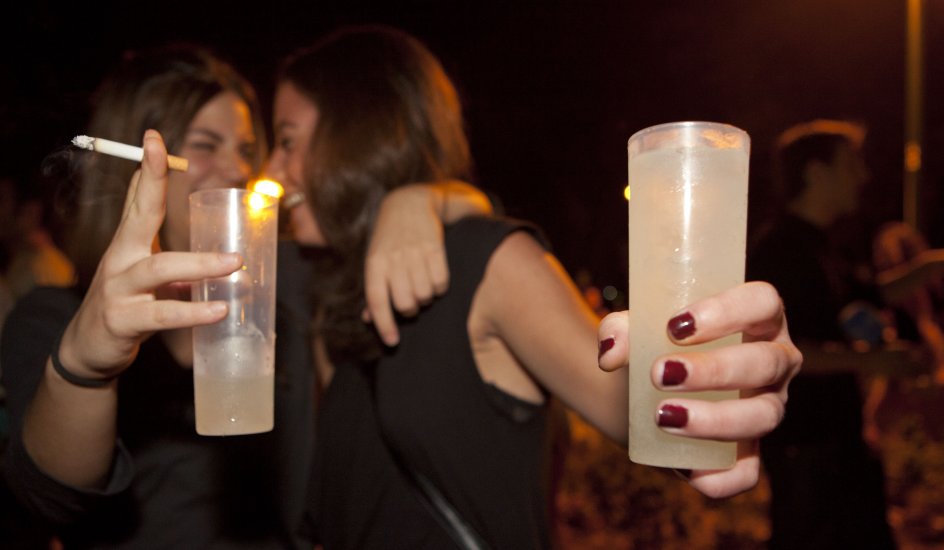 Alcohol dispara consumo y ganancias