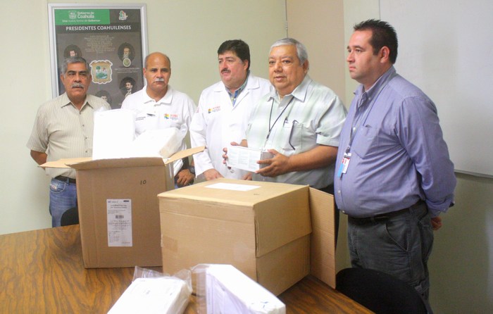 Acuña: Realiza Iglesia “Bethel” donación de equipo médico a hospital general.