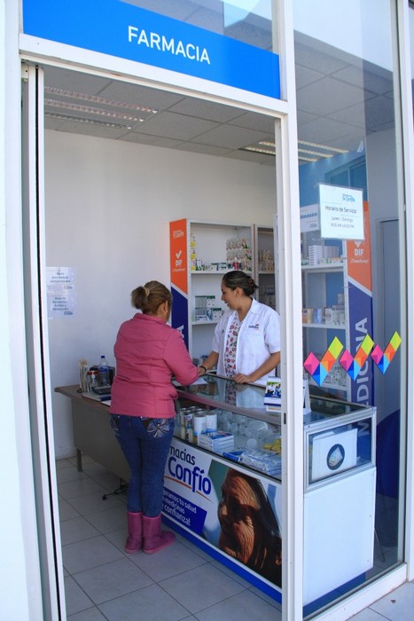Benefician Farmacias Sí Confío a más de 15 mil saltillenses