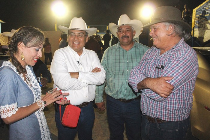Un ambiente inigualable en el inicio de la Fiestas Grandes de Sabinas