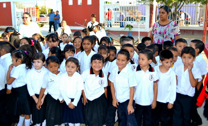 Instalan módulos para vacuna antirrábica en Acuña.