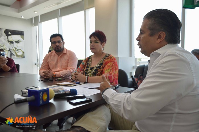 Acuña: presentan programa del festival cultural “julio torri coahuila 2015”.