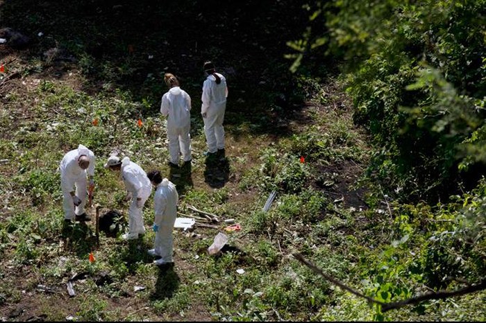 Reconocieron a 373 víctimas por casos Tlatlaya y Ayotzinapa