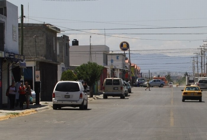 Saltillo: Colonos de Mirasierra cuentan con mayor seguridad vial 