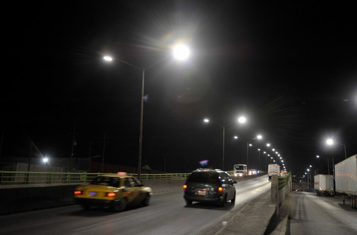 Saltillo: Instalan iluminación LED en 10 bulevares
