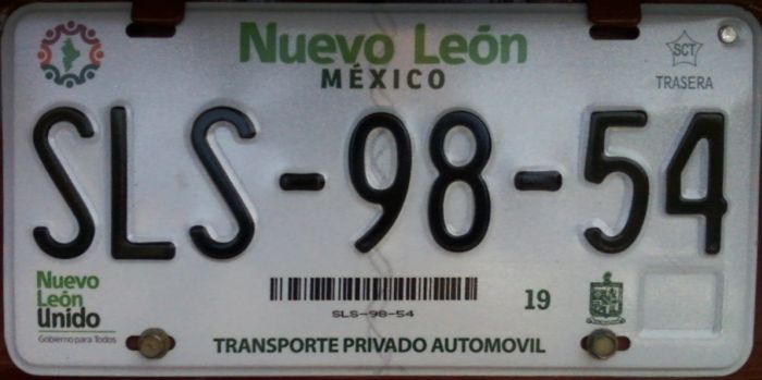 Placas foráneas Derecho Constitucional