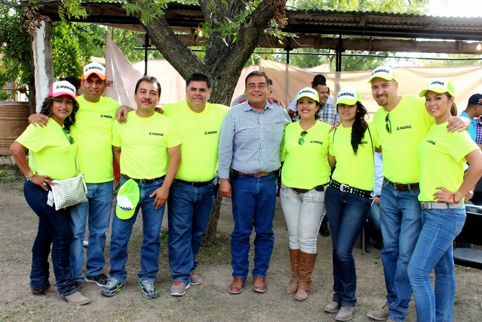 Alcalde felicito a MAGNA por el aniversario 17 de la planta Sabinas