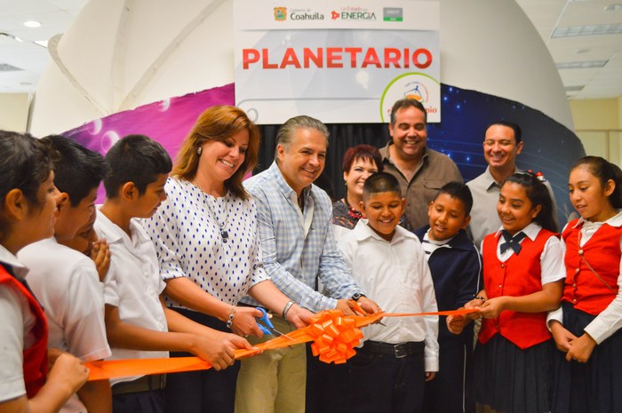 Inaugura Lenin Pérez planetario “El Giroscopio” en Acuña.