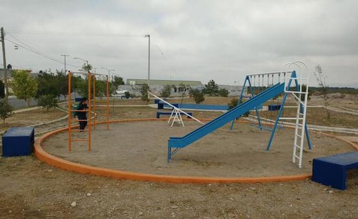 Saltillo: Da mantenimiento Municipio a plazas de la ciudad