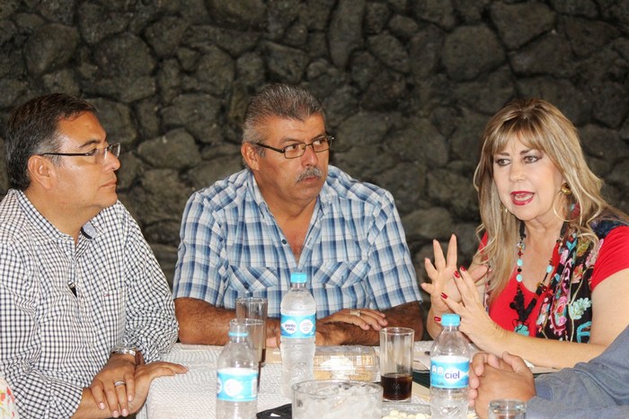 Alcalde de Sabinas atiende reunión de trabajo