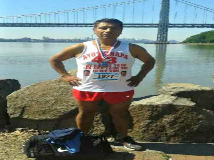 Un padre de Ayotzinapa corre la maratón de Nueva York