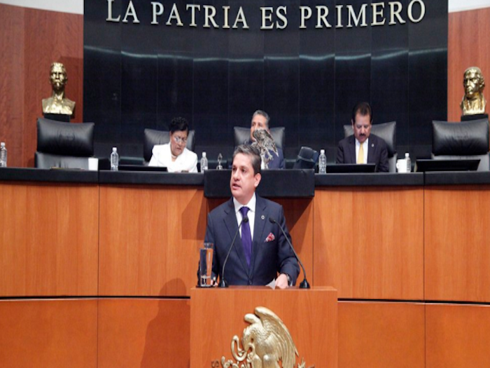 Proponen senadores atacar corrupción como crimen organizado