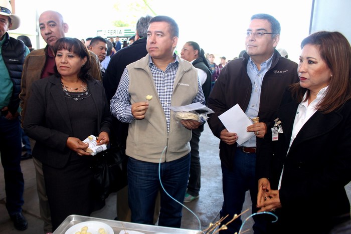 Sabinas: Asiste Alcalde a la 5ta Feria Empresarial y Expo Marketing ITESRC 2015.