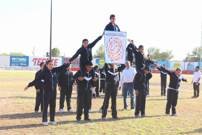Sabinas: Festival Revolucionario en el estadio municipal