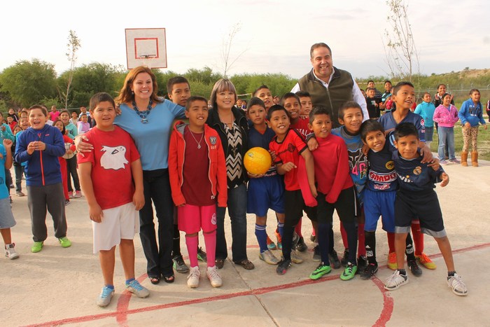 Acuña: Un éxito torneo de fútbol realizado por “proximidad social” municipal.
