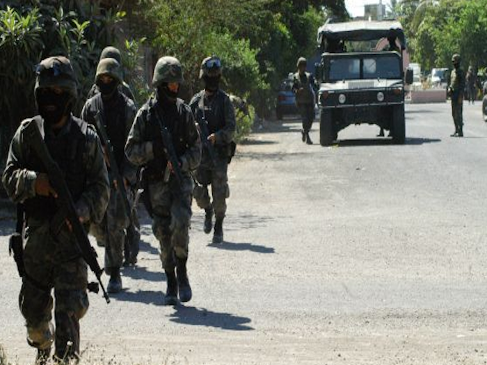 Tres de cada 10 militares mexicanos suspenden el examen de confianza