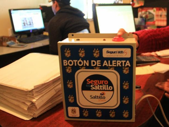 Saltillo: Instalan 25 botones de alerta en casetas del transporte