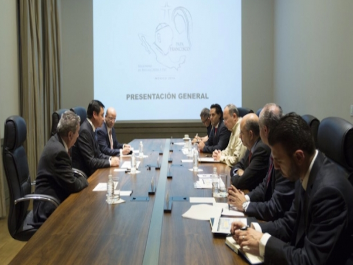 Revisa Osorio Chong operativo por visita del Papa Francisco