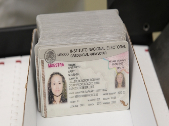 Podrían incluir tipo de sangre y consentimiento de donación de órganos en la credencial del INE