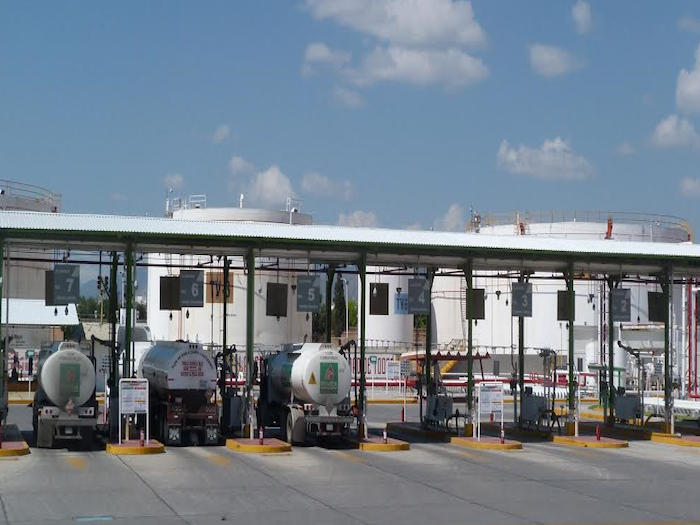 PEMEX comercializó en 2015 más de 600 millones de litros de combustibles en Saltillo