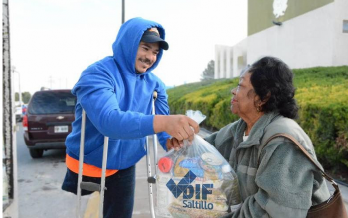 Entrega DIF Saltillo Paquetes de Alimentos Nutritivos Sí Confío