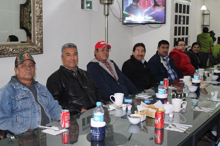 El Gobierno Municipal de Sabinas reconoce a los lustradores de calzado