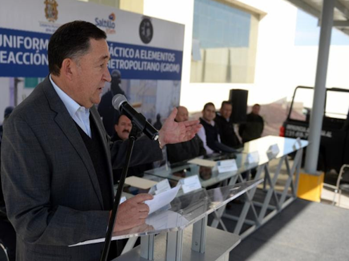 Entrega Isidro uniformes y equipo a elementos del GROM