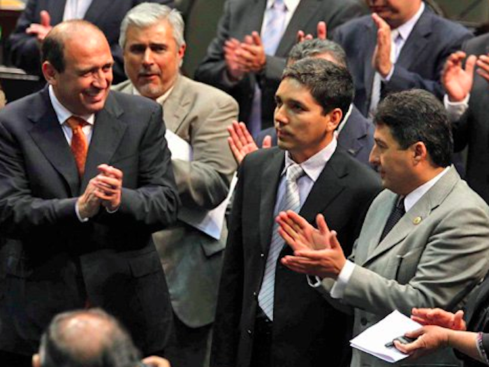 Rubén promotor de la oposición en Coahuila