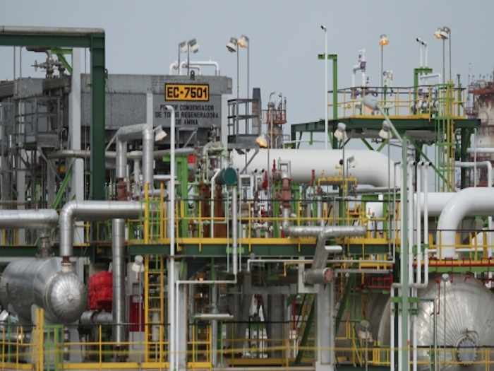 Anuncian reducción de personal en Pemex, tras recorte presupuestal