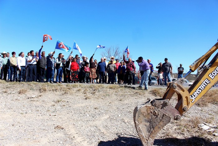 Sabinas: Después de 100 años Lenin llevara agua potable al ejido Guadalupe Victoria